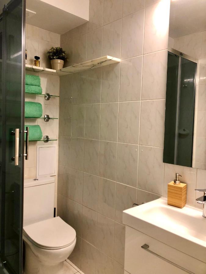 Old Town Romantic Apartment. Breslau-Wroclaw. エクステリア 写真